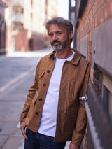 Chris is 5ft 9, has a 39" chest and wears a Medium