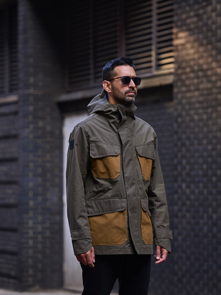 Waxed Hooded Field Coat 2026 Military Green with Tan