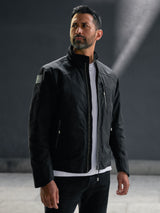 Prav is 6ft, has a 41" chest and wears a Large