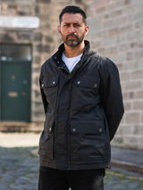 Prav is 6ft, has a 41” chest and wears a Large